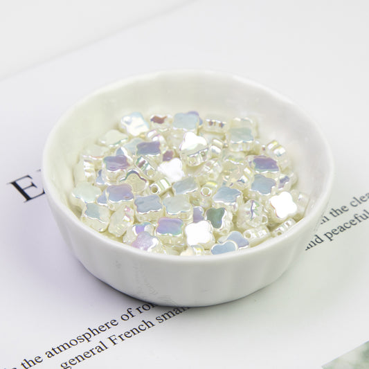 Baroque Clover Moonlight Pearl Charm