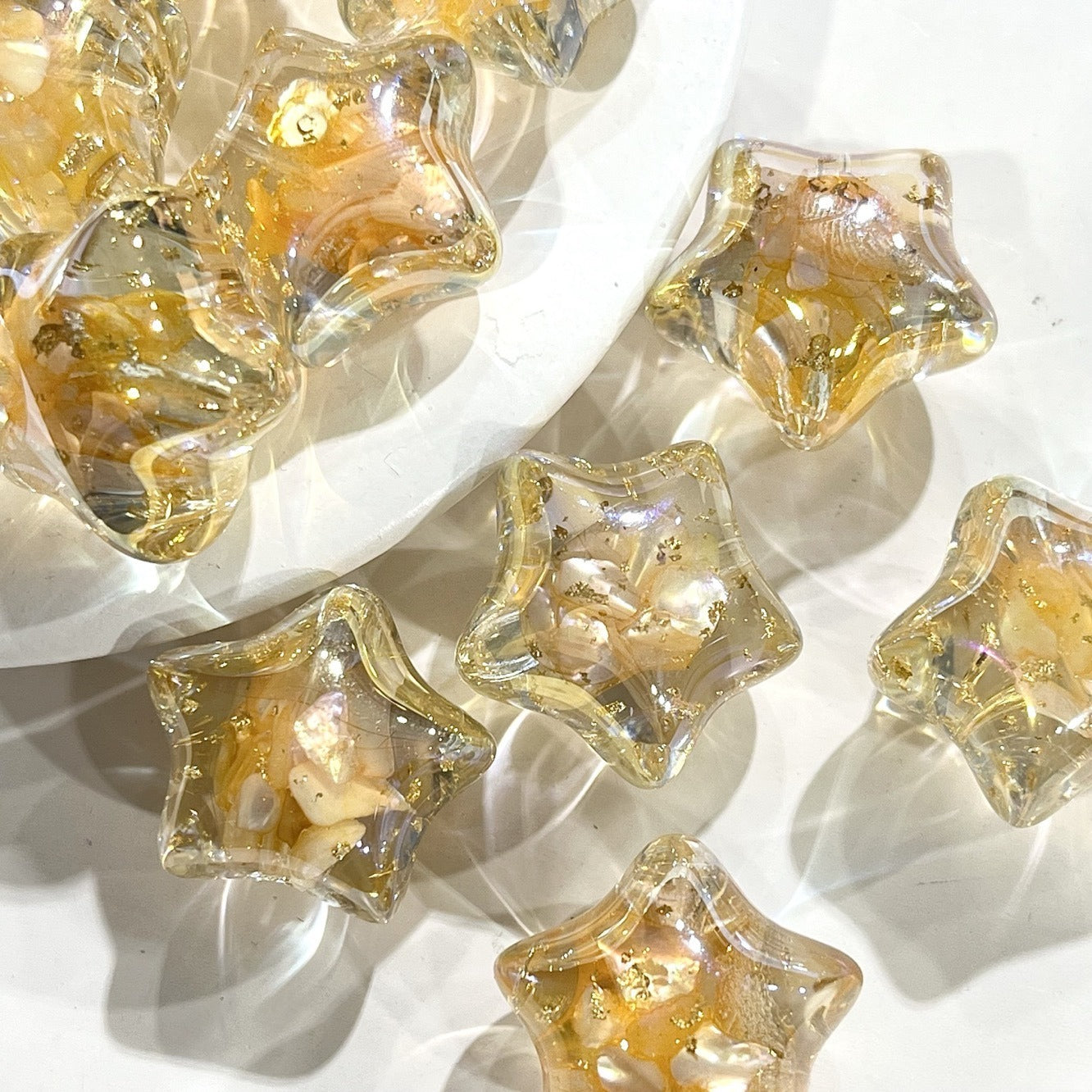 Shell Luster Electroplated Resin Star Beads Picture color-04 16mm by Acrijoy