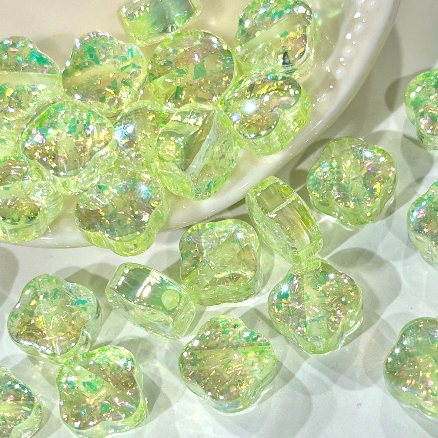 Cold Moon Faux Opal Shimmer Clover Resin Beads Picture color-07 by Acrijoy