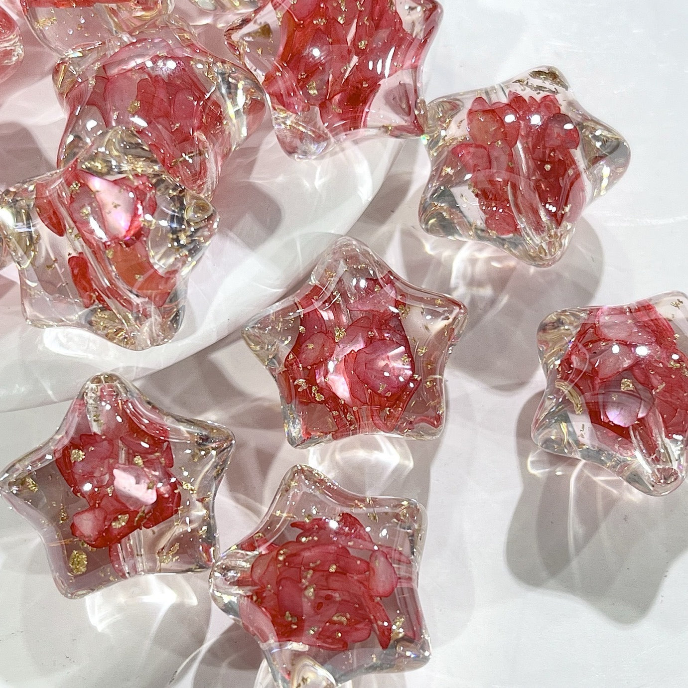 Shell Luster Electroplated Resin Star Beads Picture color-02 16mm by Acrijoy